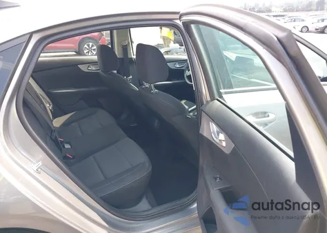 2024 Kia Forte Lxs из США, поврежденный, VIN 3KPF24AD3RE808666